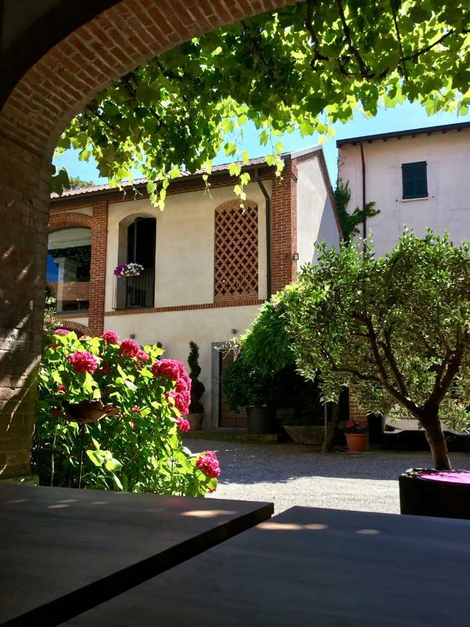 La Corte E L'Uva Olgiate Comasco Exterior photo